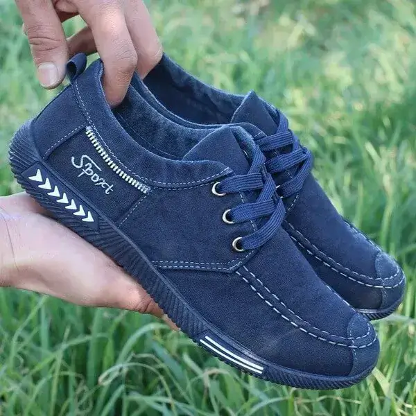 Men Casual Breathable Low Top Canvas Shoes | Lightweight & Comfortable